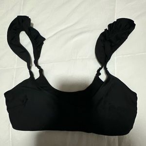 adjustable straps with ruffles